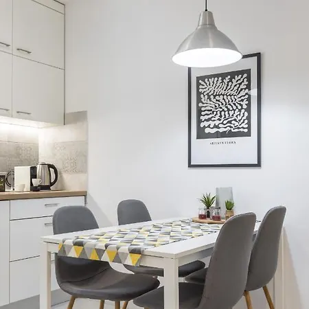 Cool Apartment Split