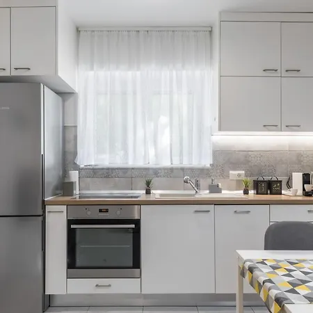 Apartment Cool Split