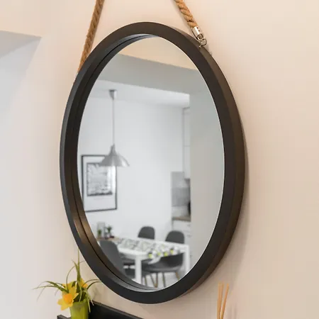 Apartment Cool Split